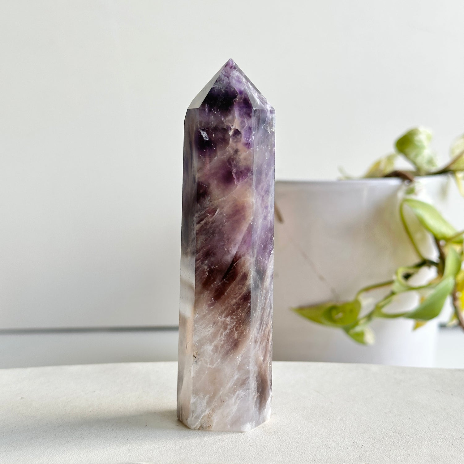 Chevron Amethyst Generator 11.8cm