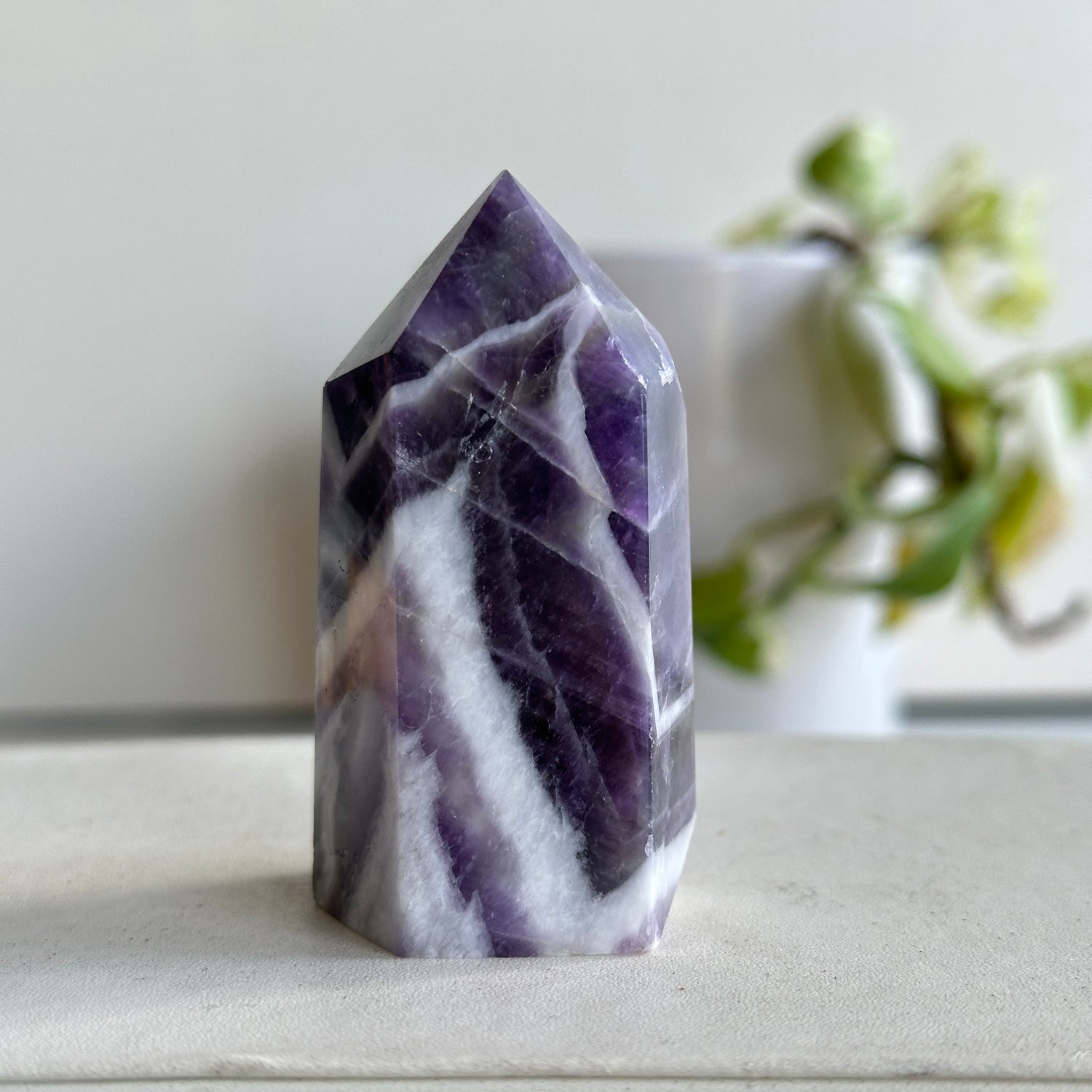 Chevron Amethyst Generator 6.6cm