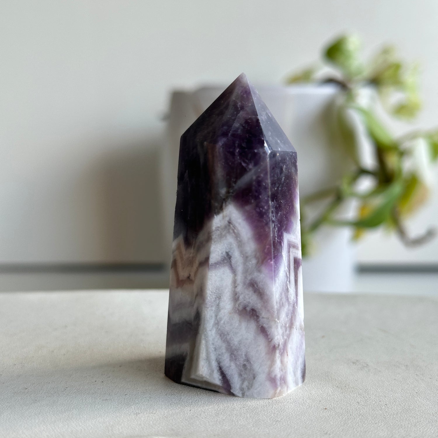 Chevron Amethyst Generator 6.6cm