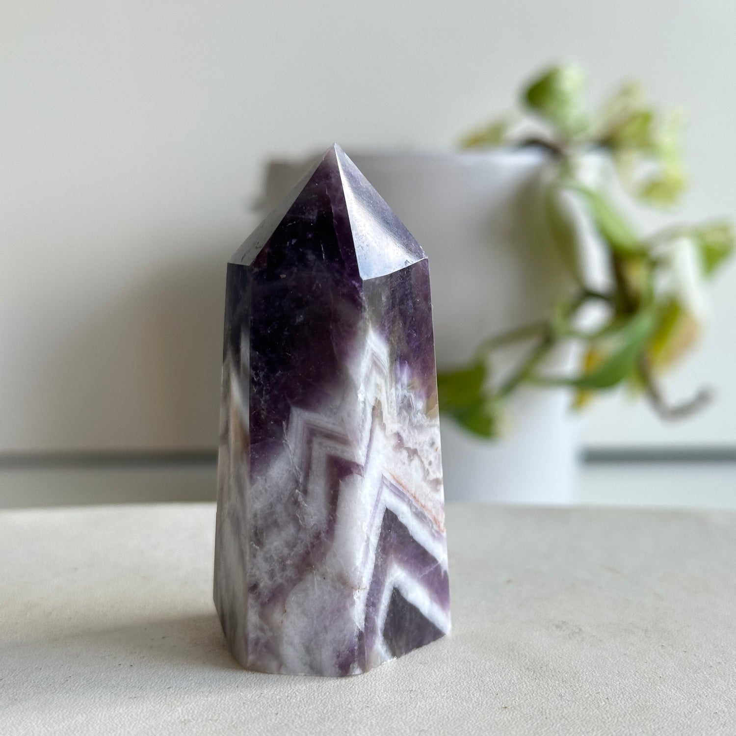 Chevron Amethyst Generator 6.6cm