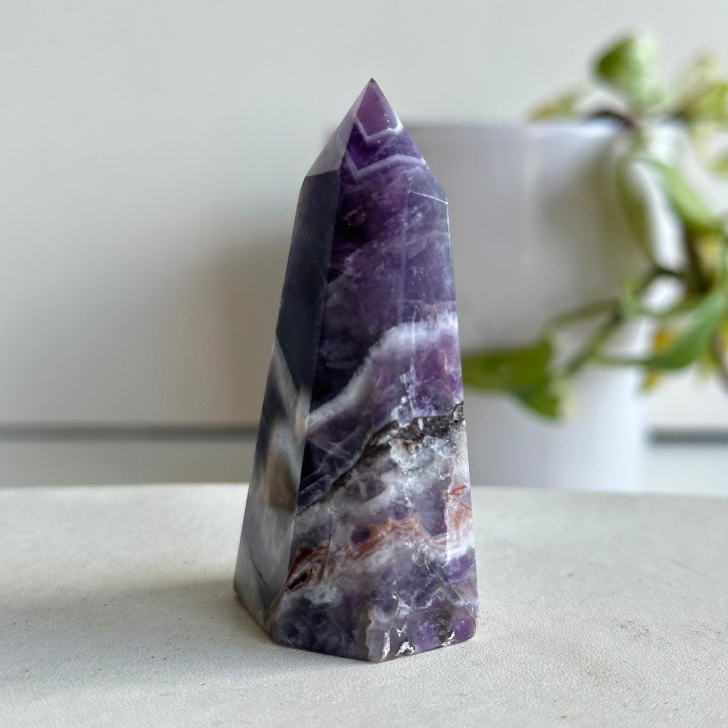 Chevron Amethyst Generator 6.9cm