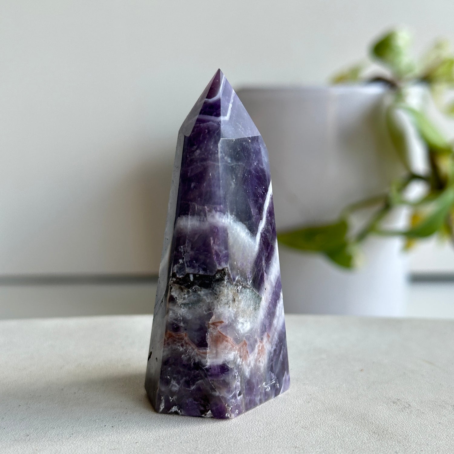 Chevron Amethyst Generator 6.9cm