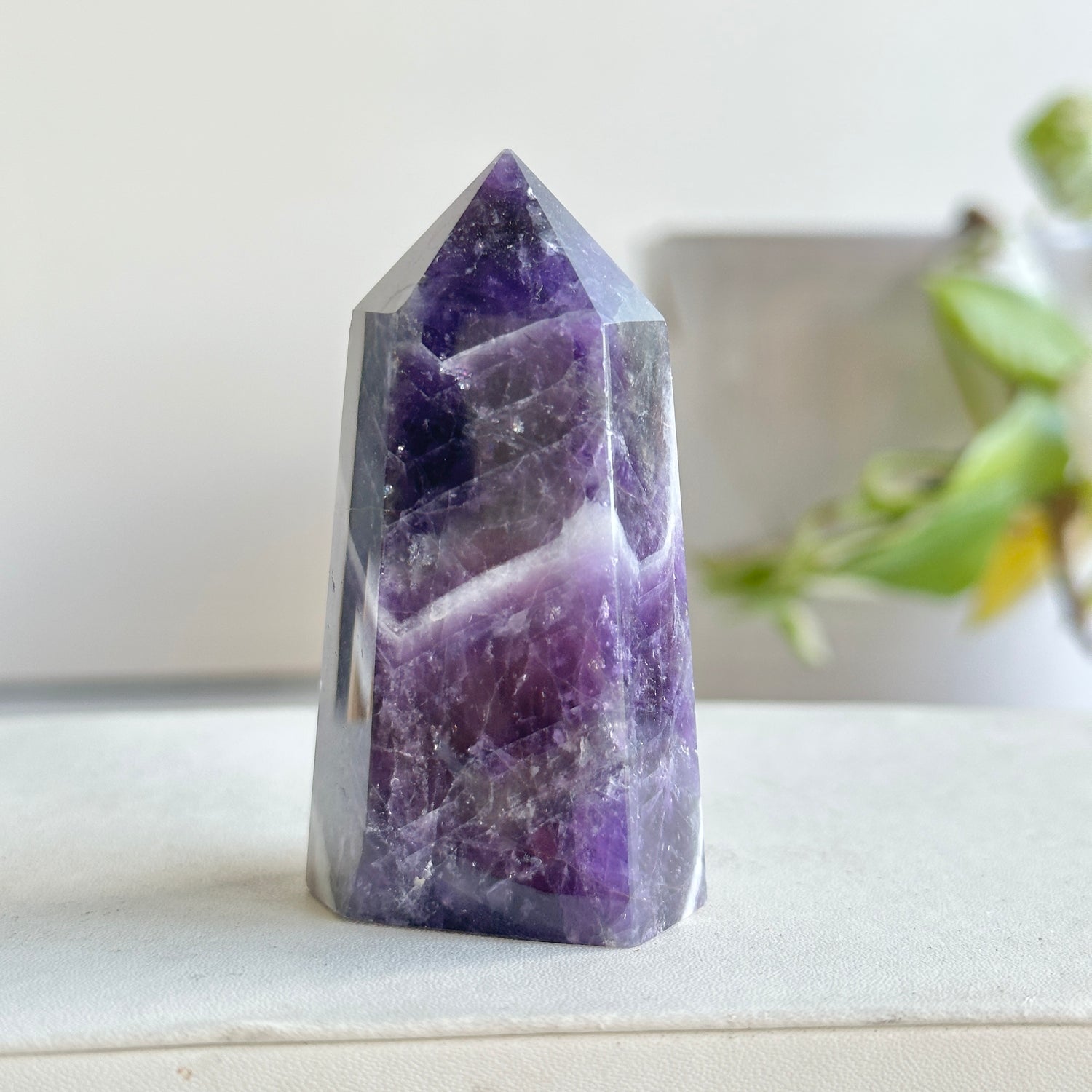 Chevron Amethyst Generator 6.7cm