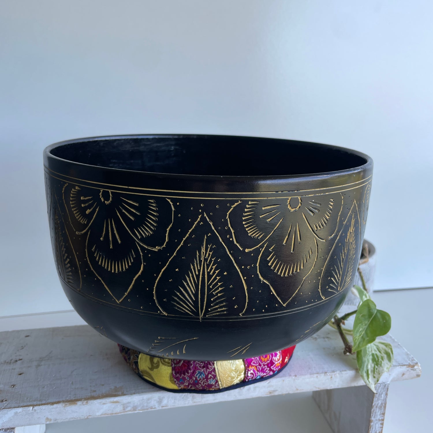 Lotus Buddha Singing Bowl BS567B
