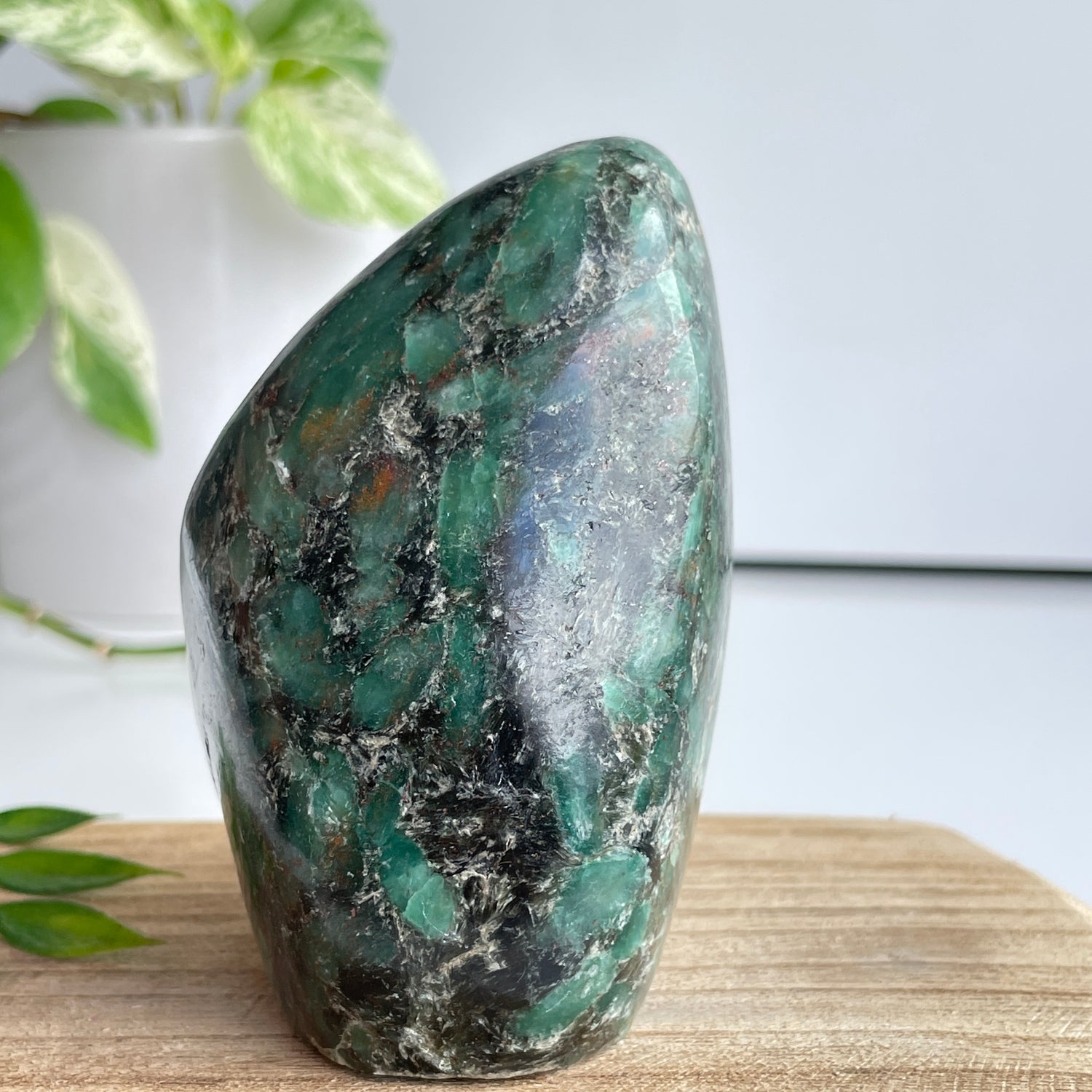 Emerald Mica 'Mutokolite' Freeform 9.5cm
