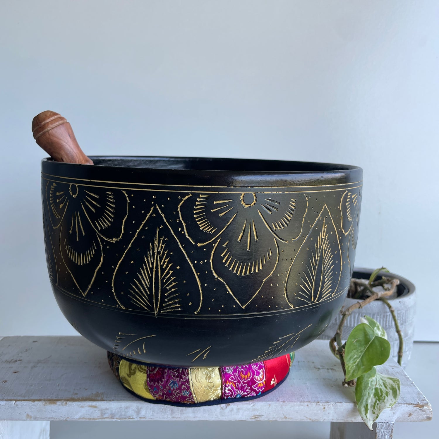Lotus Buddha Singing Bowl BS567B