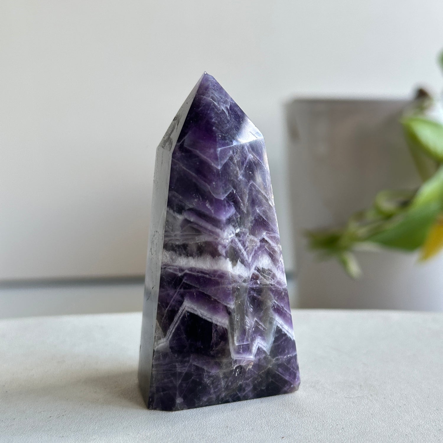 Chevron Amethyst Generator 7.3cm