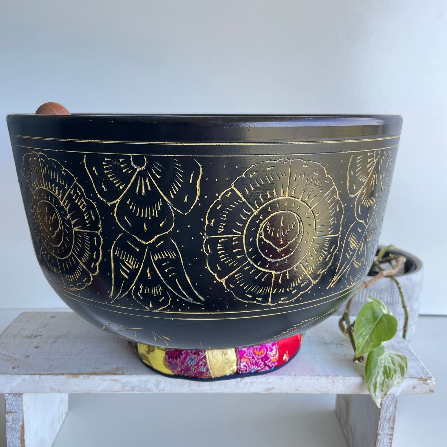 Buddha Singing Bowl 29cm BS567c