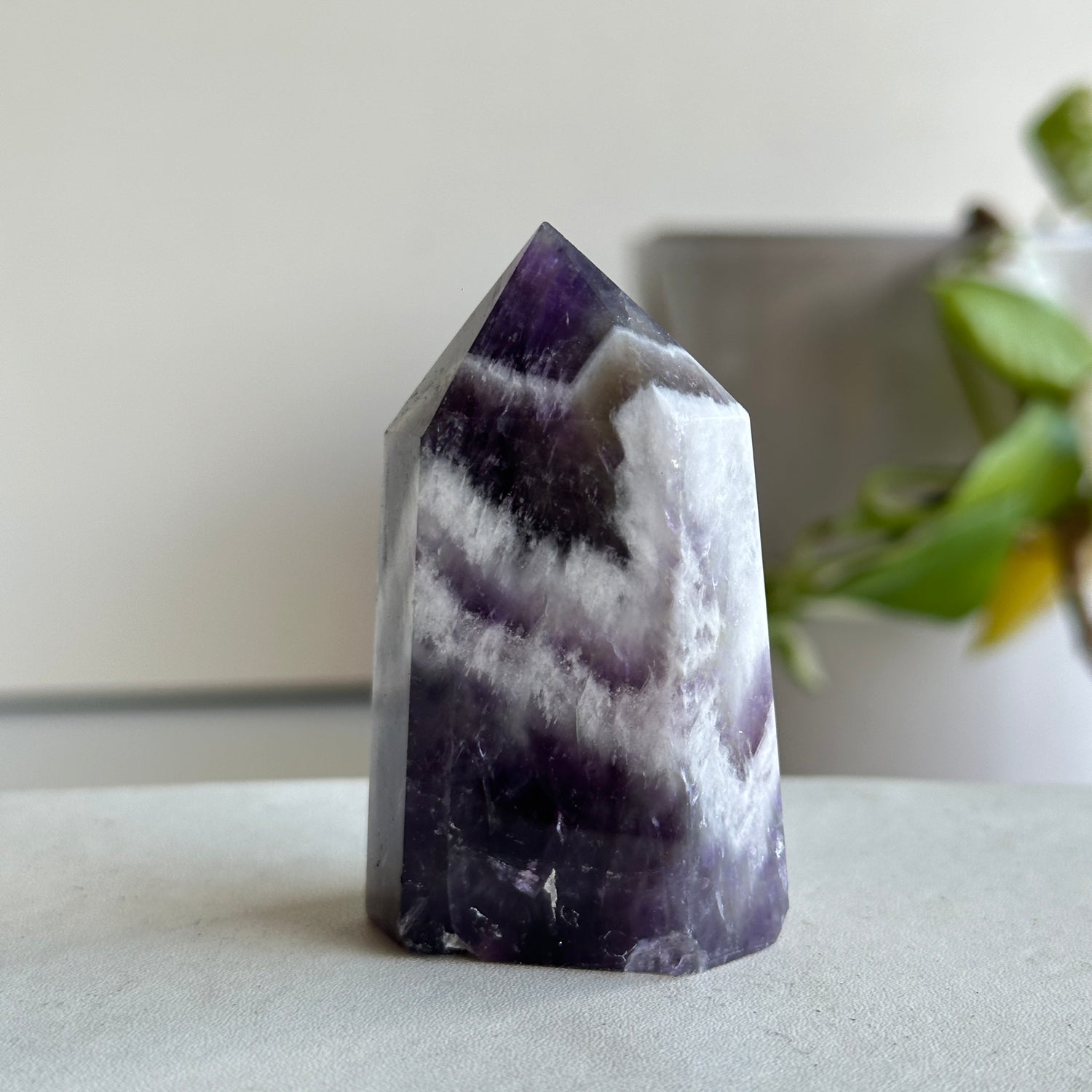 Chevron Amethyst Generator 6.5cm