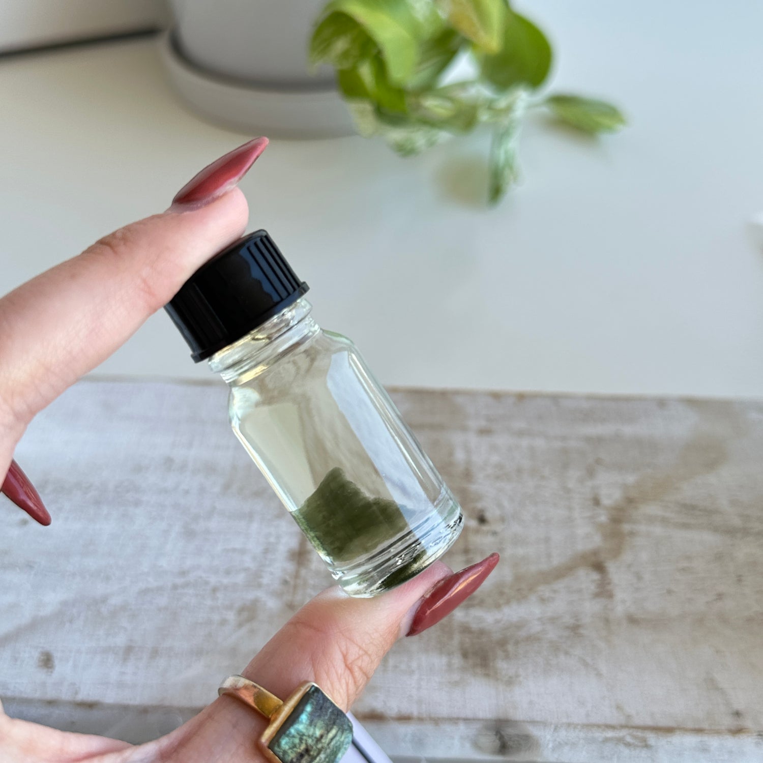 Moldavite Perfume Oil 10ml With Moldavite Pc