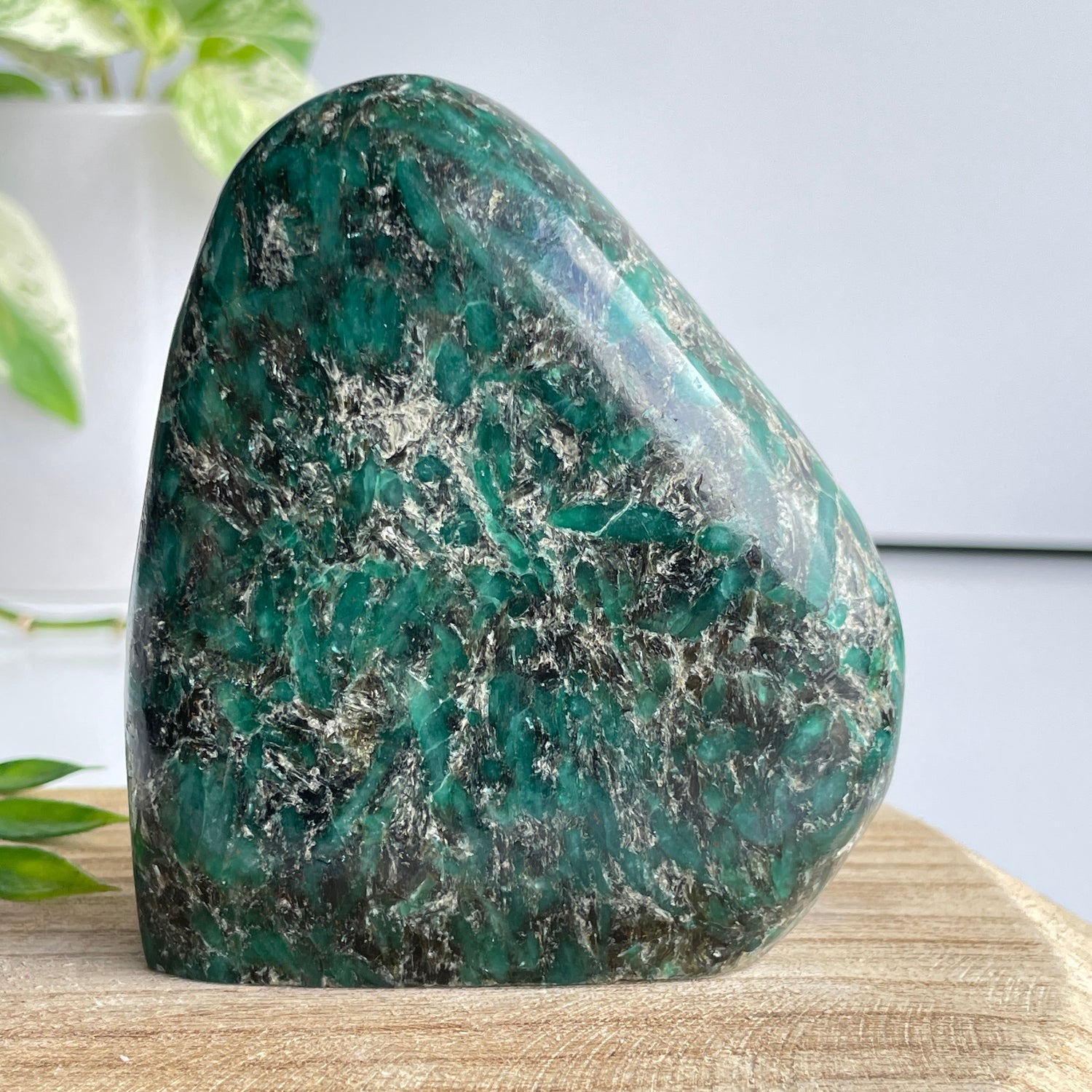 Emerald Mica 'Mutokolite' Freeform 9.4cm