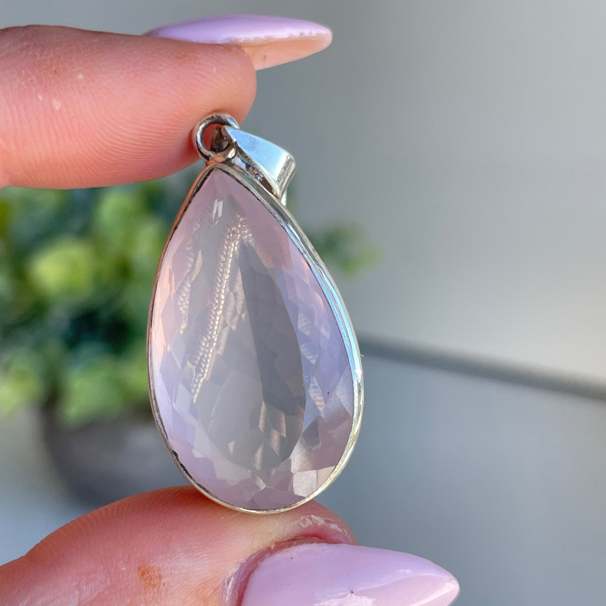 Rose Quartz Teardrop Pendant