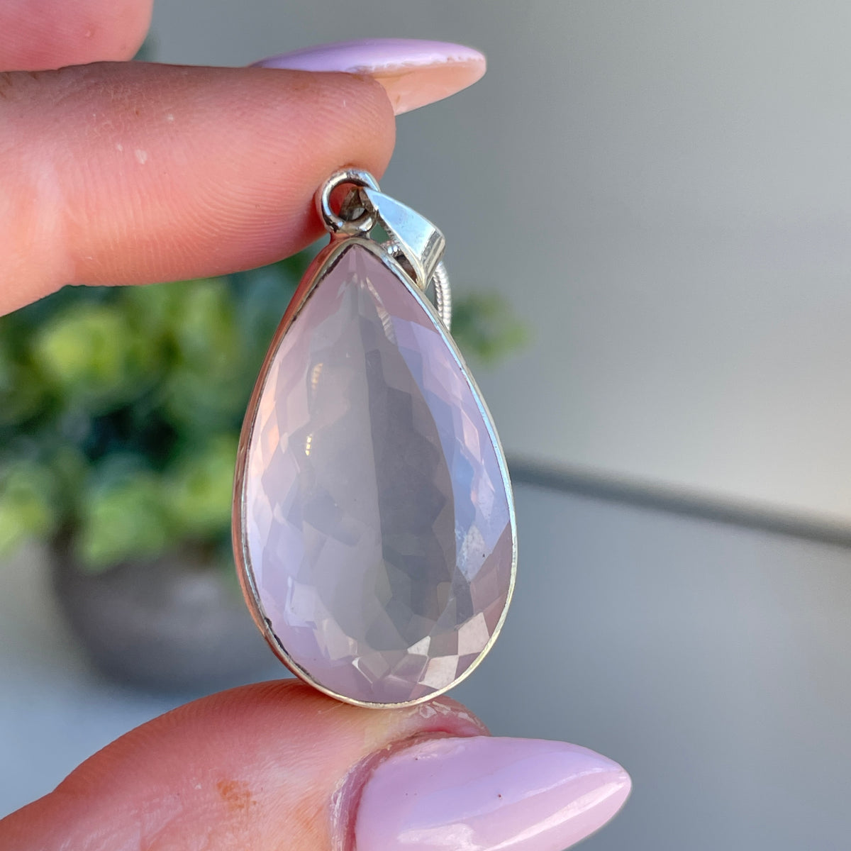 Rose Quartz Teardrop Pendant