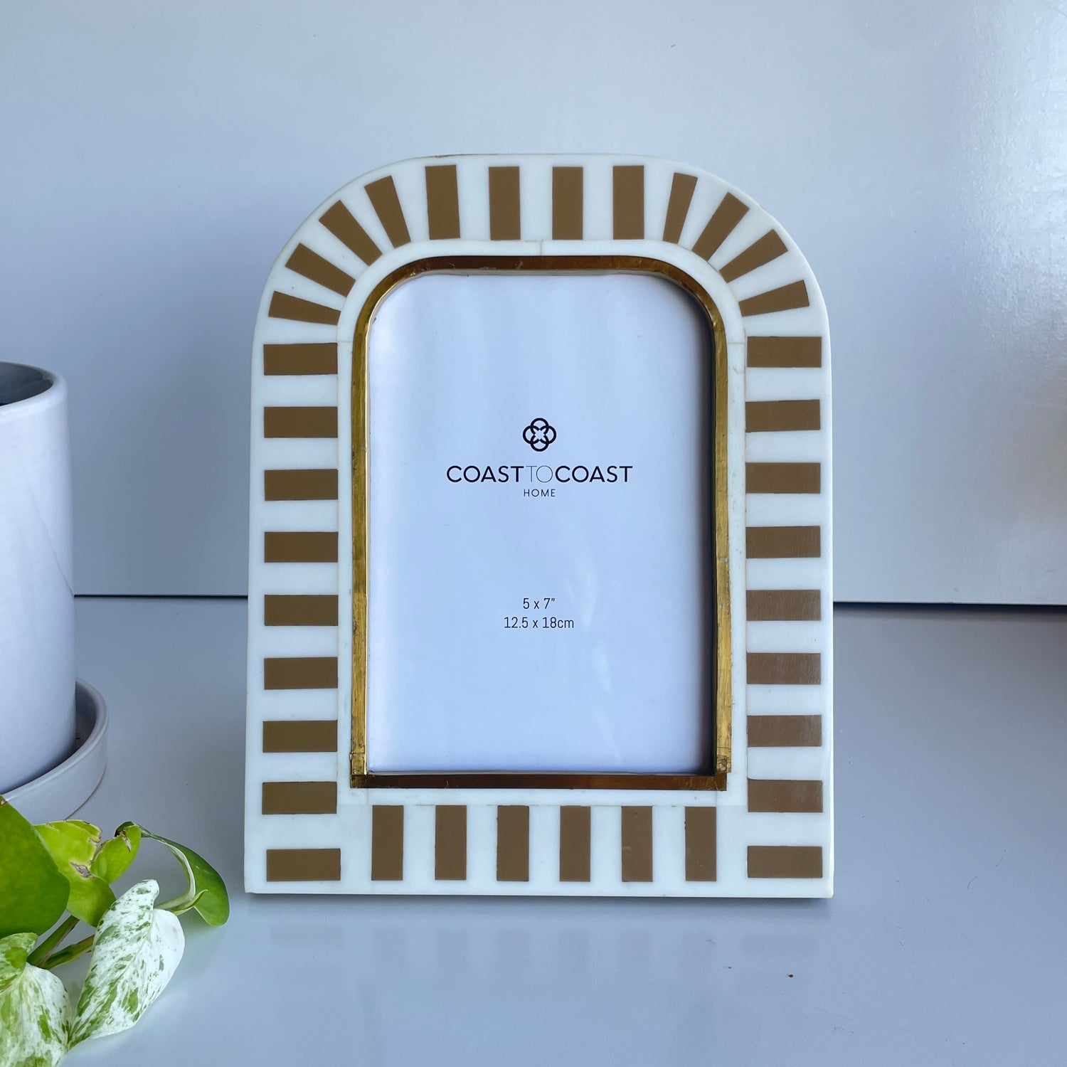Alexis Photo Frame 5x7 FP1910