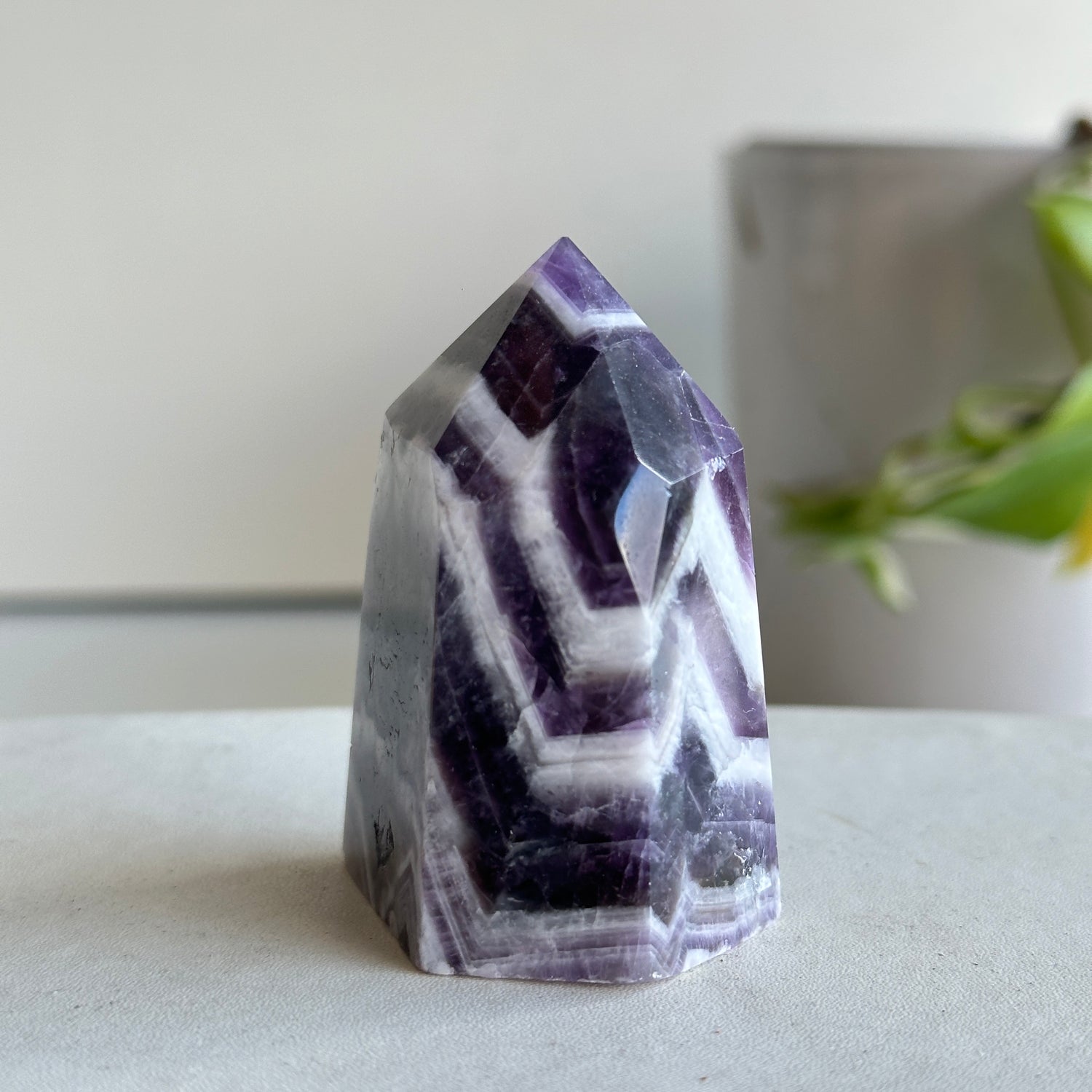 Chevron Amethyst Generator 5.9cm