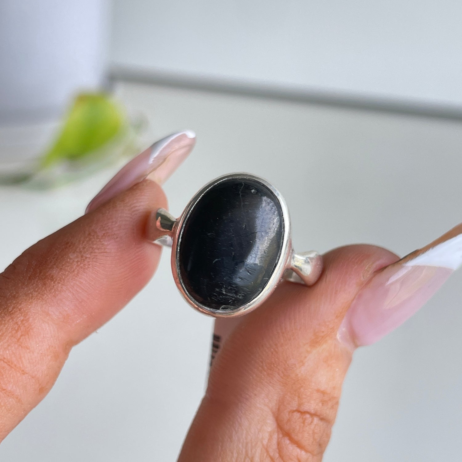 Shungite Oval Ring Sz8
