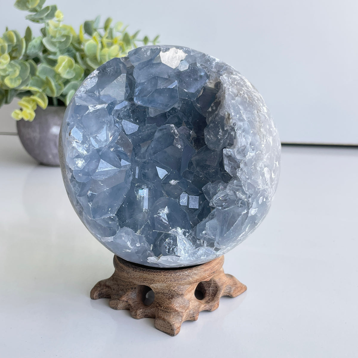 Celestite Sphere 2.098kg