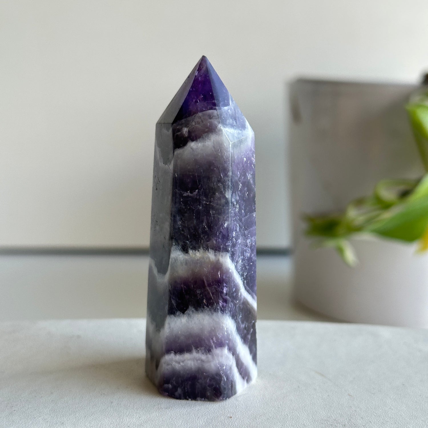 Chevron Amethyst Generator 7.9cm