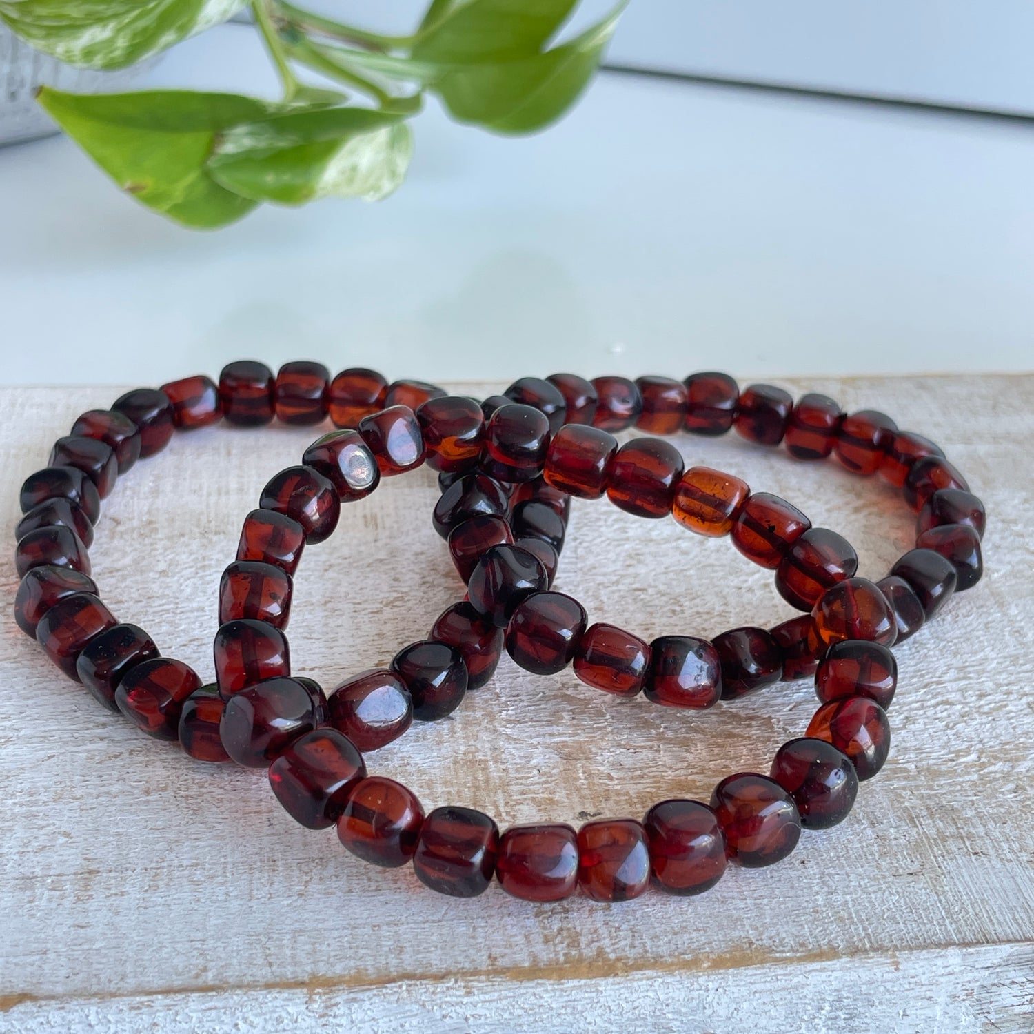 Amber Beaded Bracelet Dark