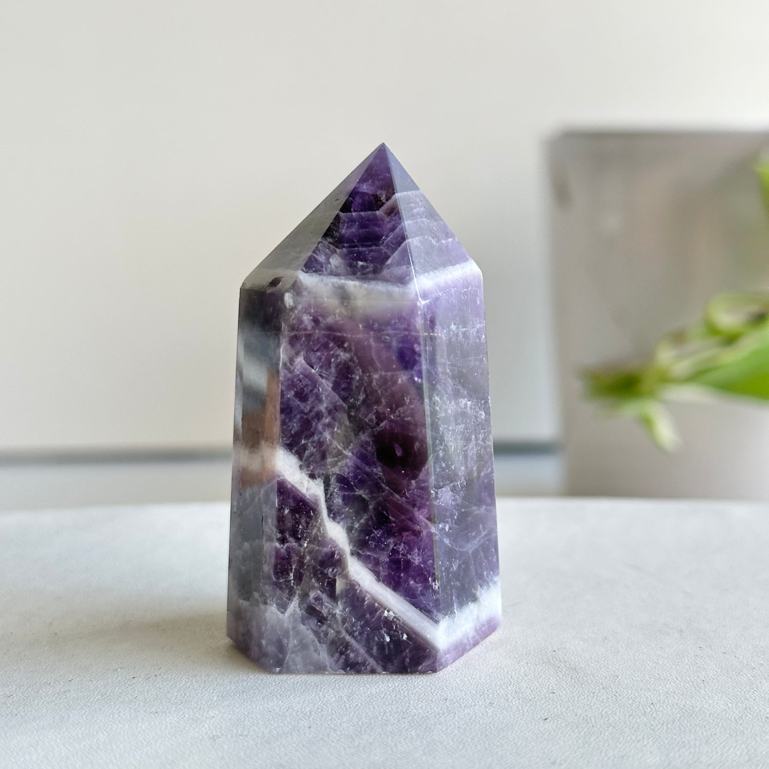 Chevron Amethyst Generator 6.2cm