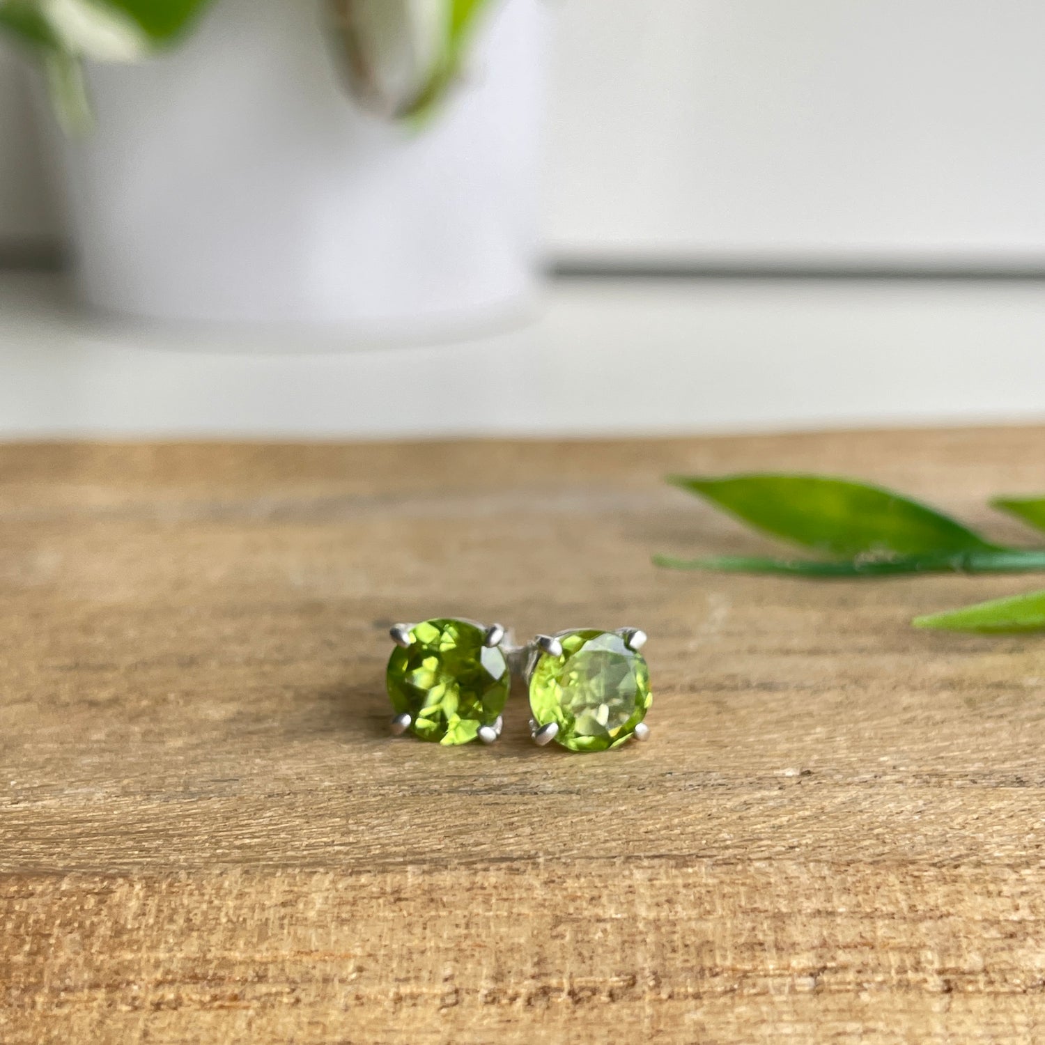 Peridot Round Earrings