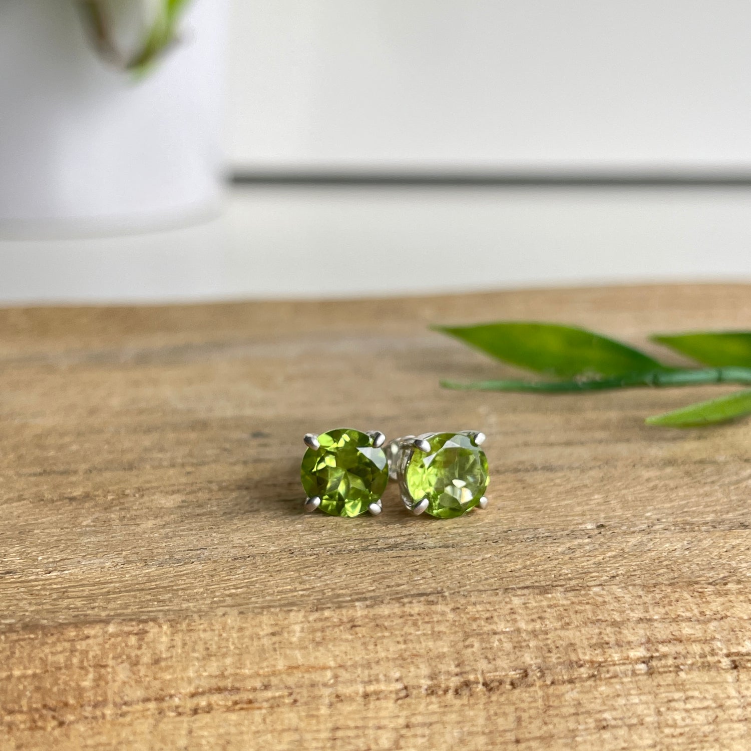 Peridot Round Earrings
