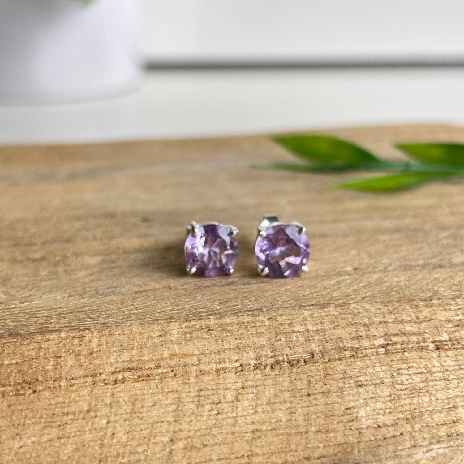 Amethyst Round Earrings