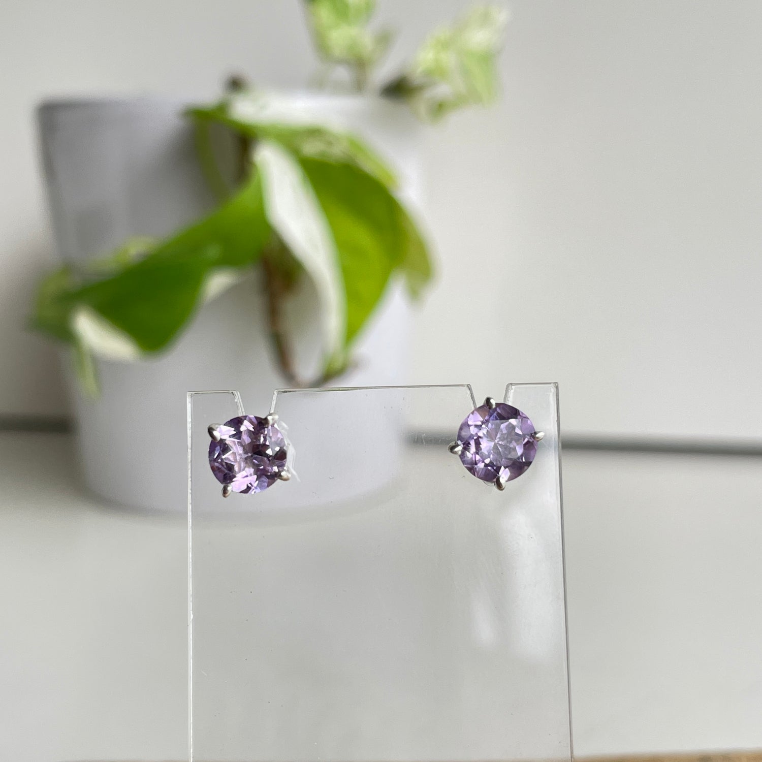 Amethyst Round Earrings