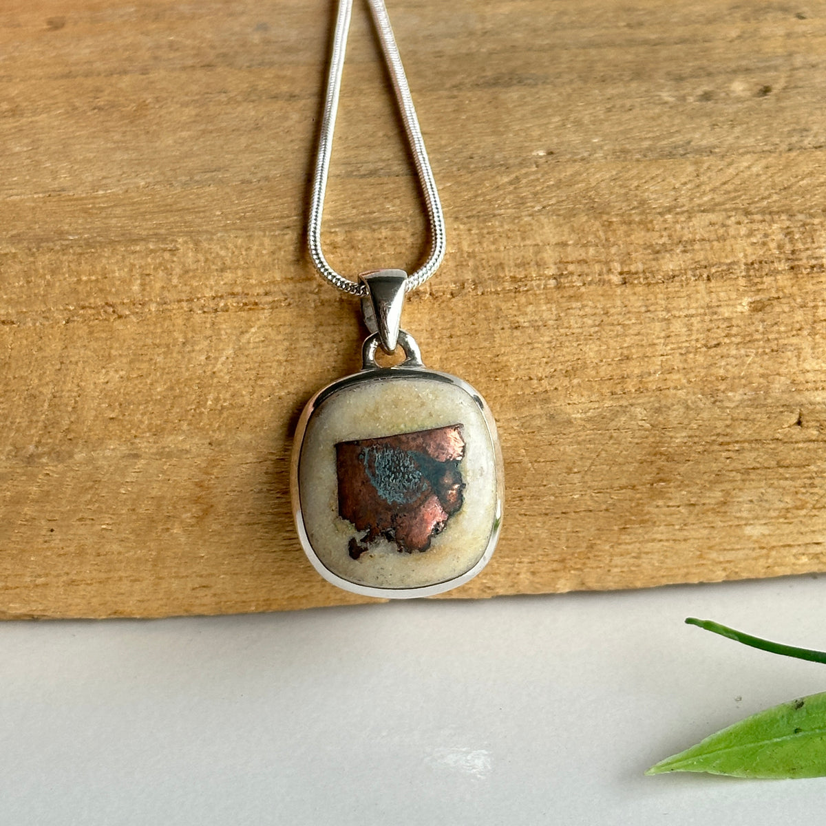 Copper In Agate Oval Pendant