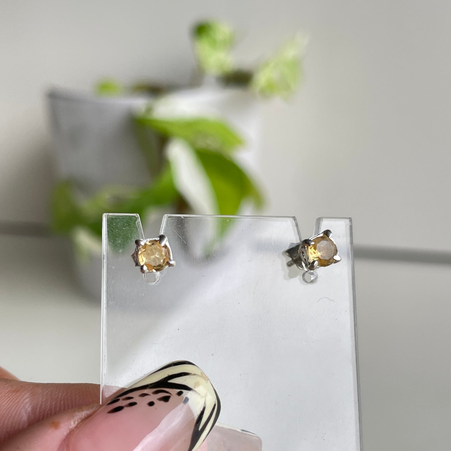Citrine Round Earrings