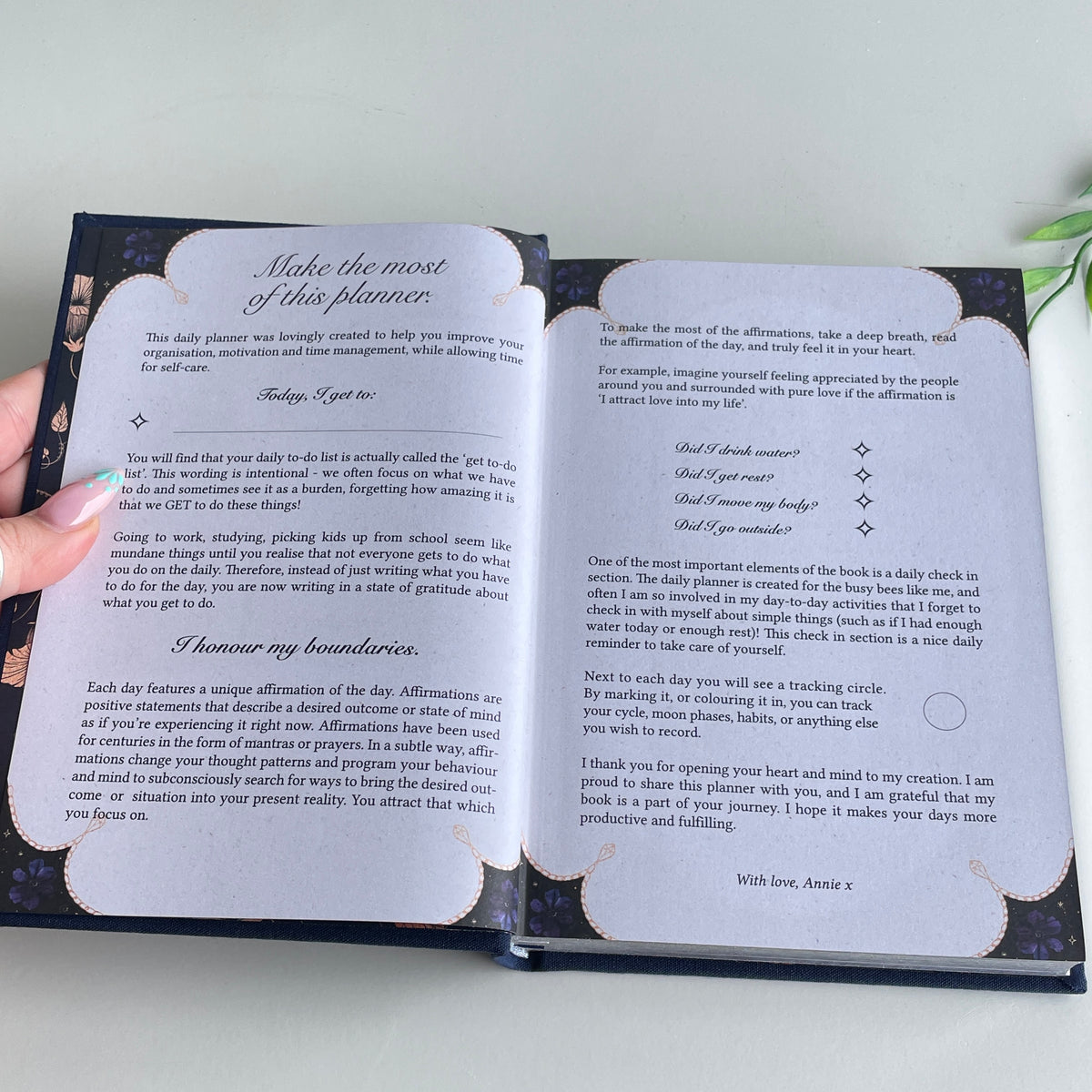 Dreamymoons 2027 Daily Planner Midnight