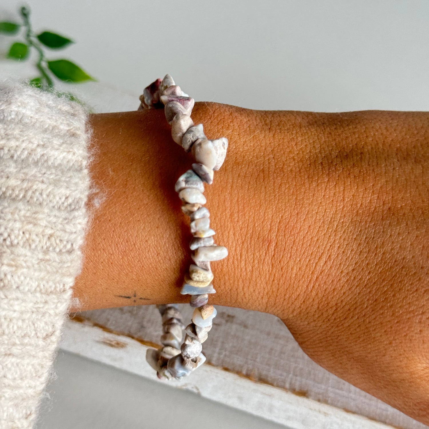 Cream Opal Chip Bracelet