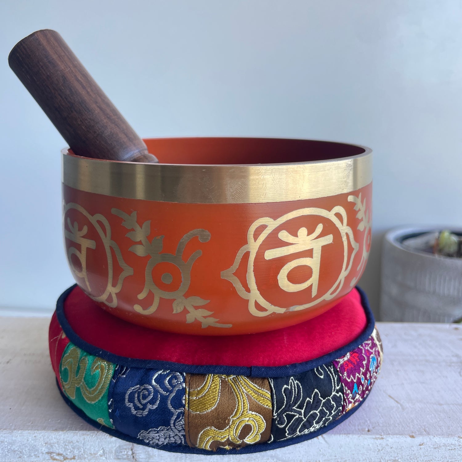 Orange Sacral Chakra Singing Bowl BS378 12.5cm