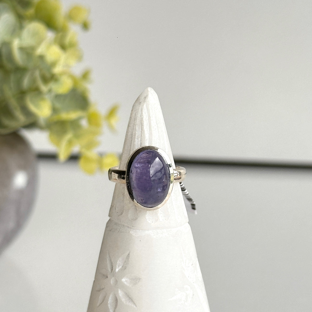 Tanzanite Oval Ring Sz7
