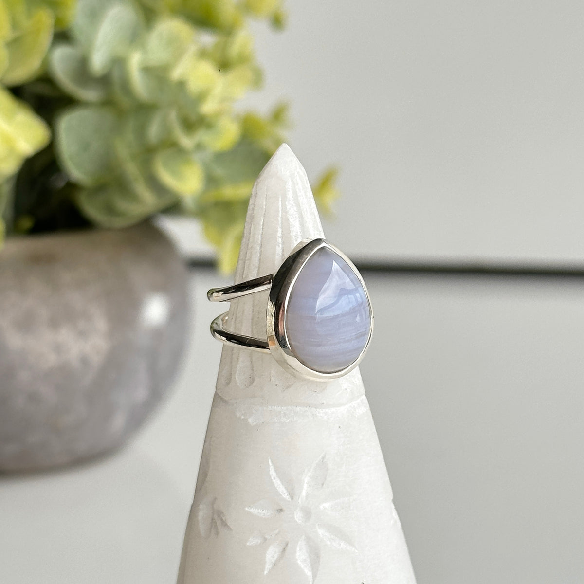 Blue Lace Agate Teardrop Ring Sz6