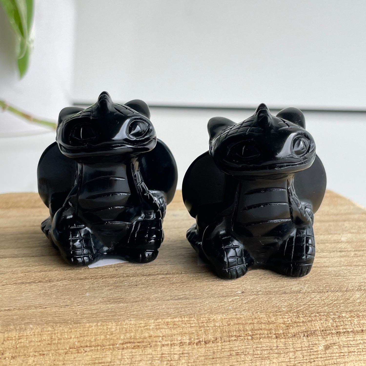 Black Obsidian Toothless 5cm