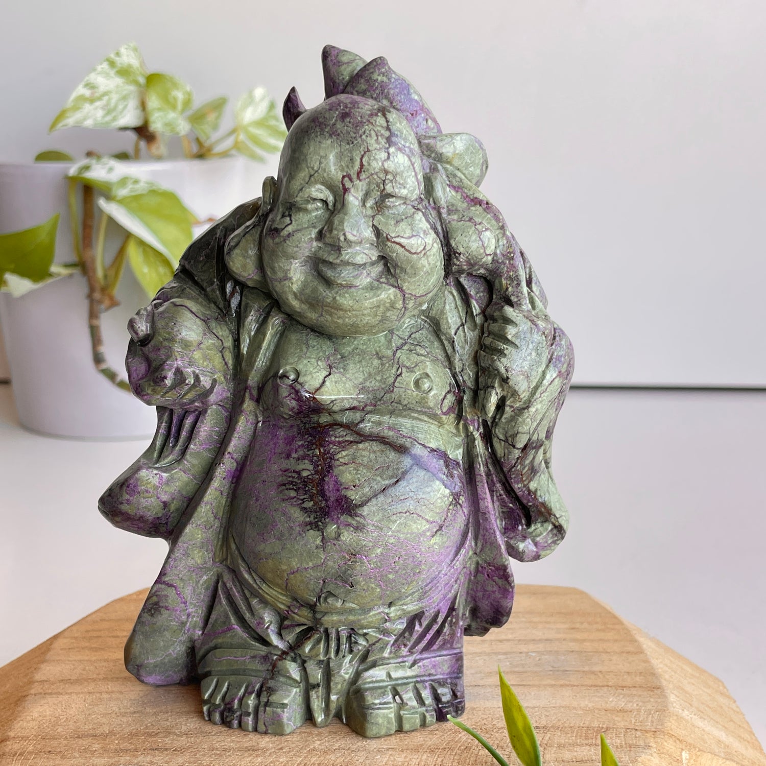 Stichtite & Serpentine ( Atlantisite ) Buddha