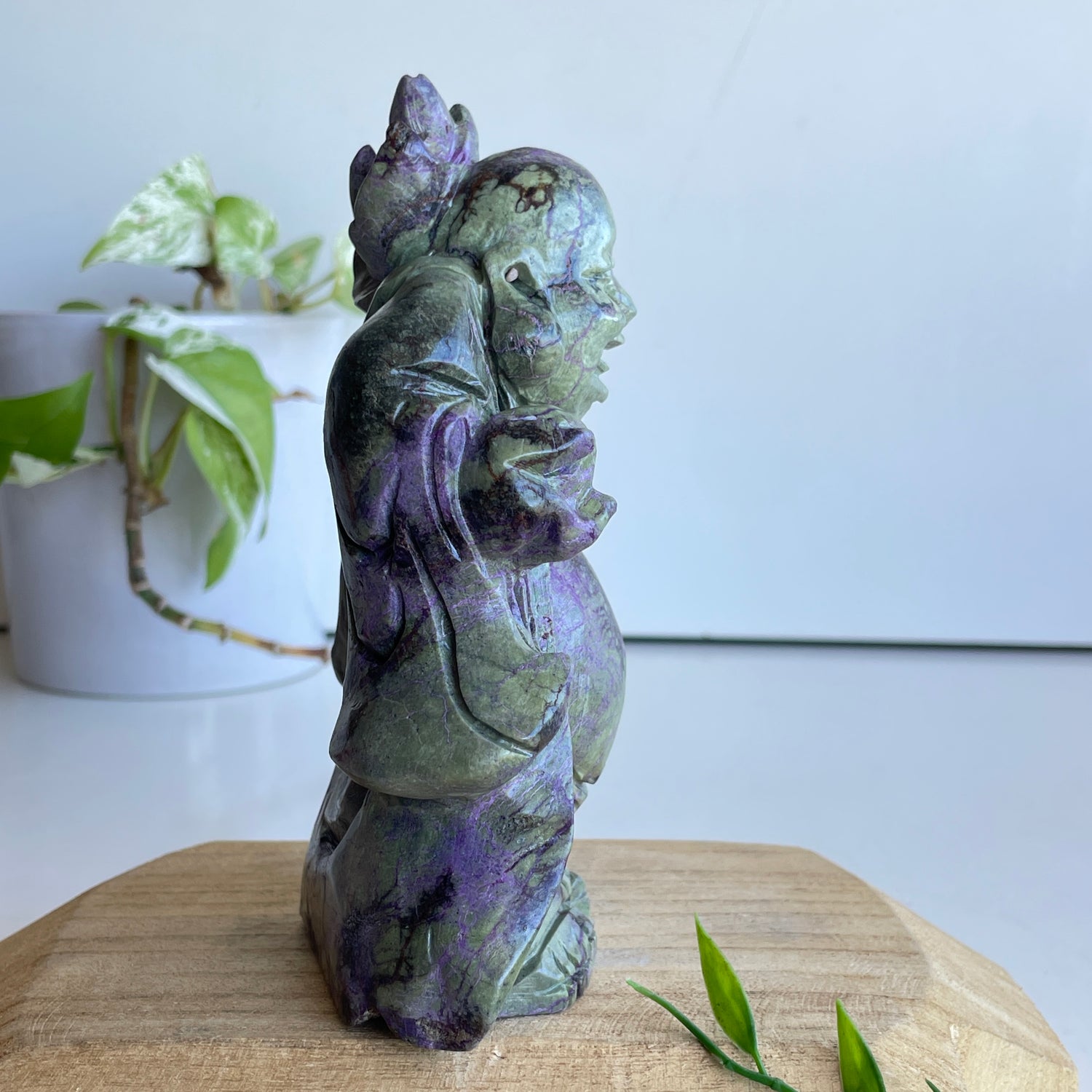Stichtite & Serpentine ( Atlantisite ) Buddha