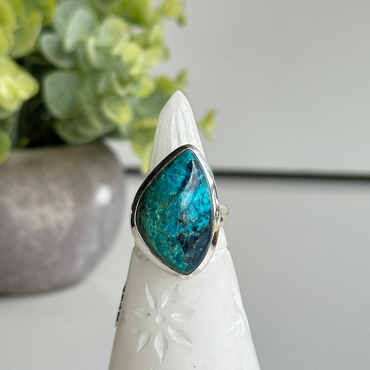 Shattuckite Wave Ring Sz9