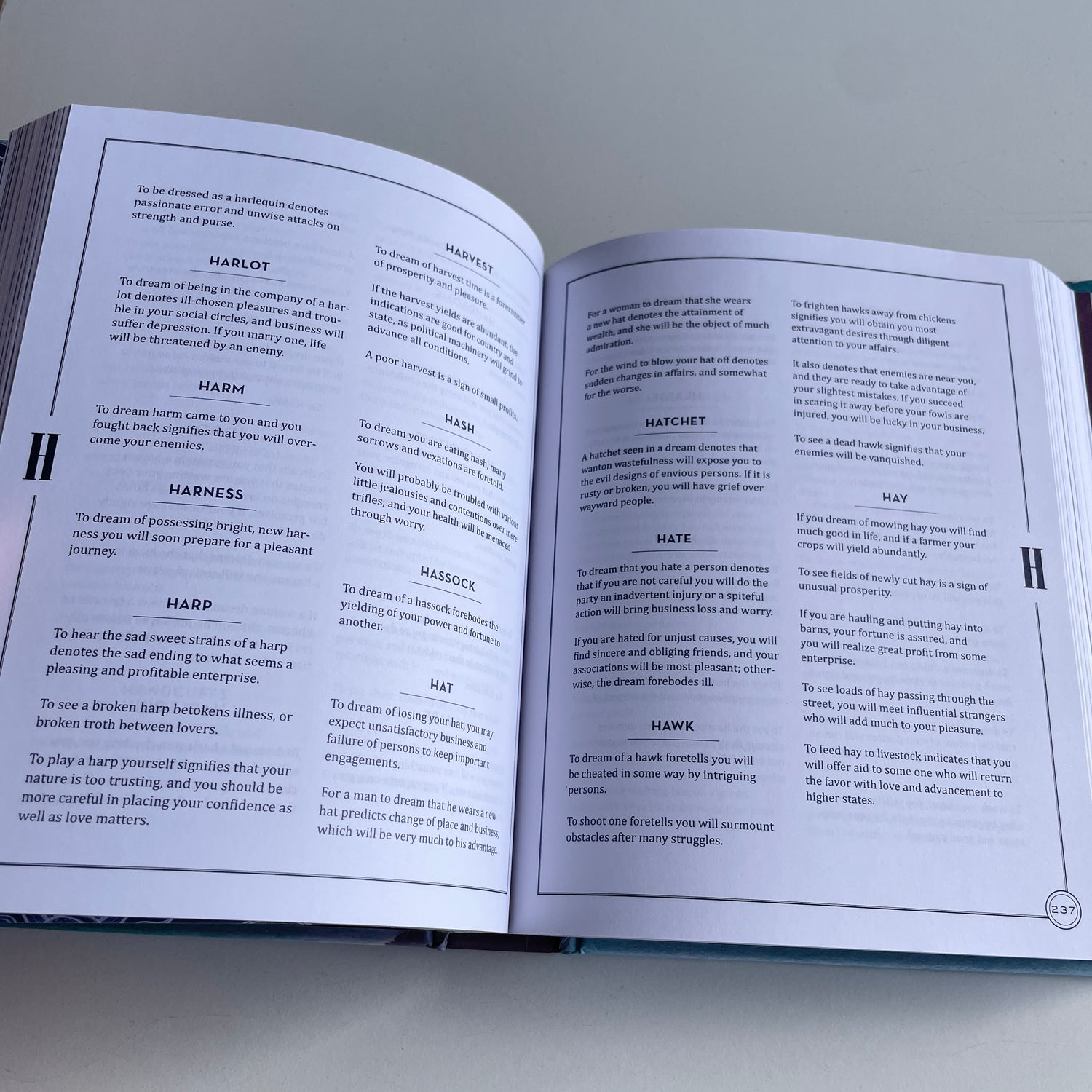 The Dictionary of Dreams Over 1000 Dream Symbols