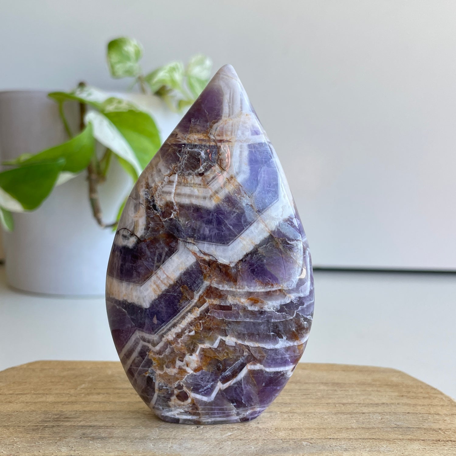 Chevron Amethyst Flame 9.8cm