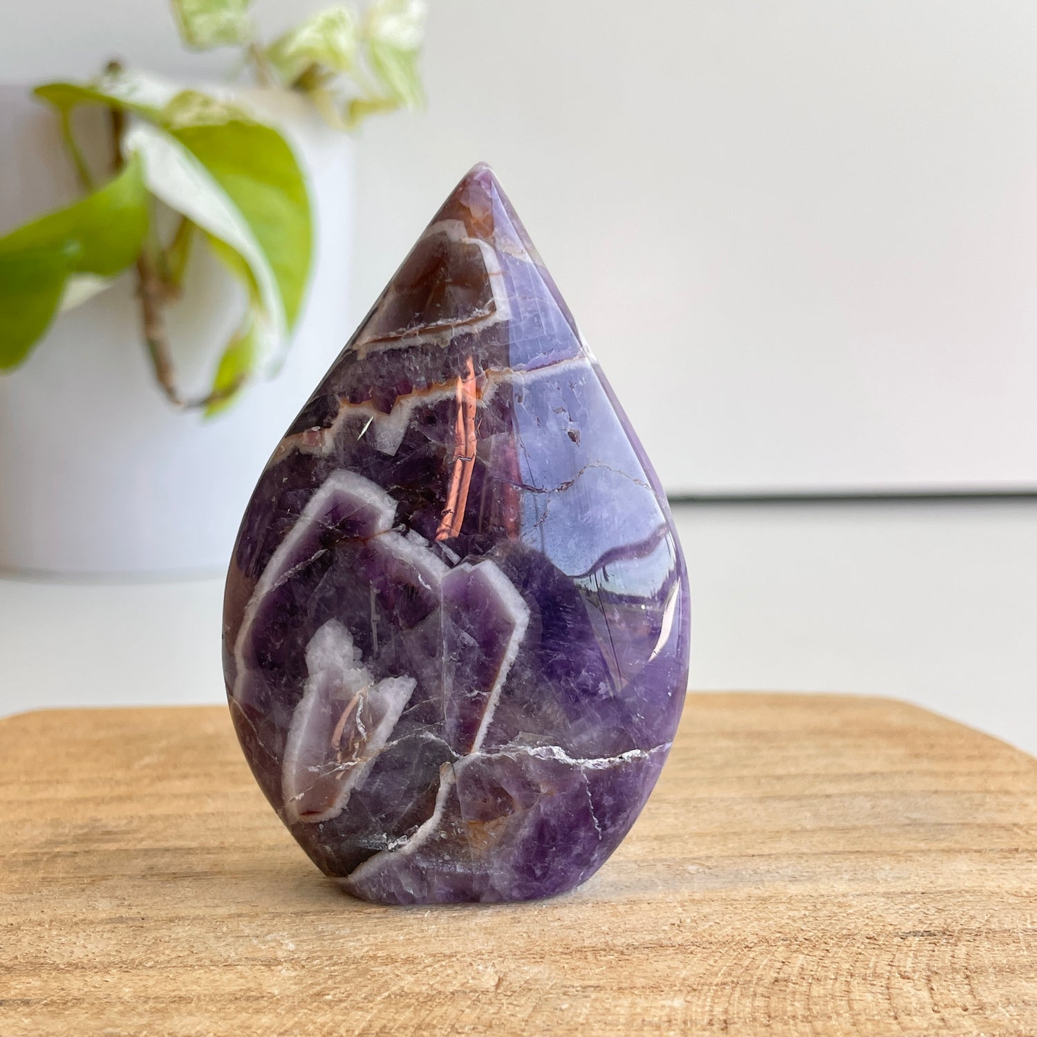 Chevron Amethyst Flame 7.4cm
