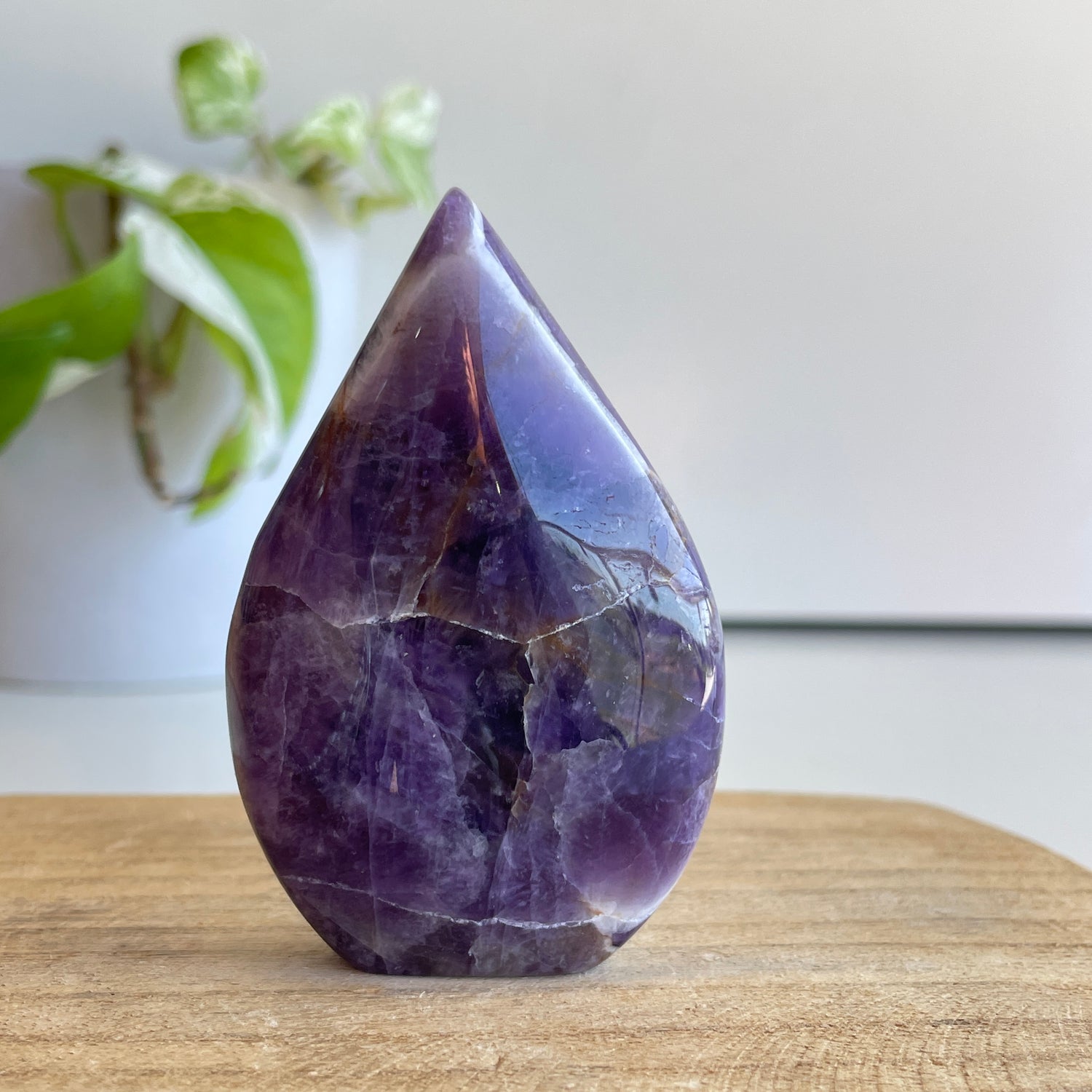 Chevron Amethyst Flame 7.4cm