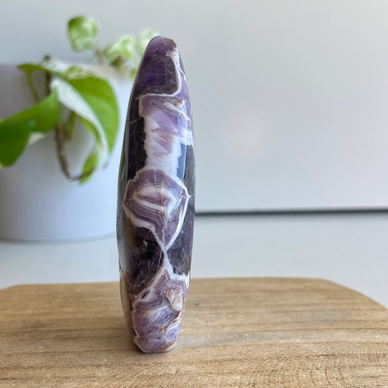 Chevron Amethyst Flame 8.9cm