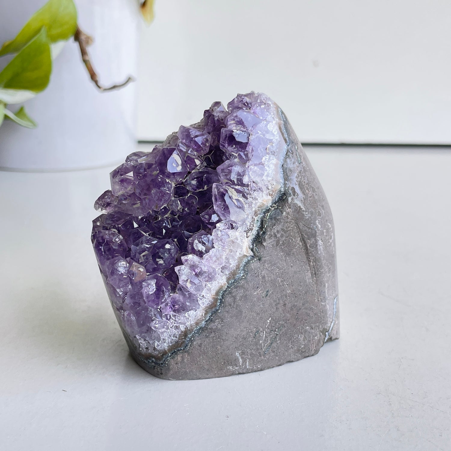 Amethyst Cutbase 358g