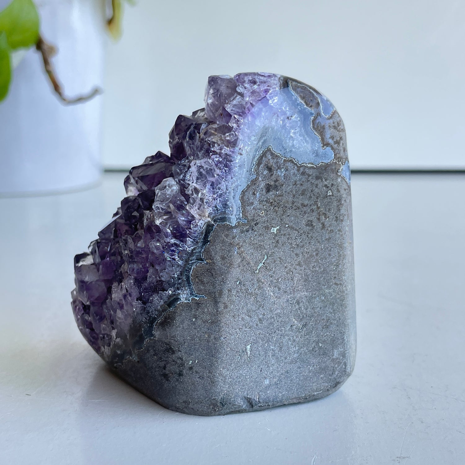 Amethyst Cutbase 290g