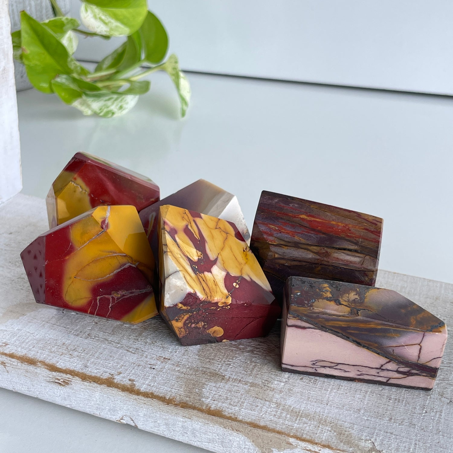 Mookaite Freeform Med