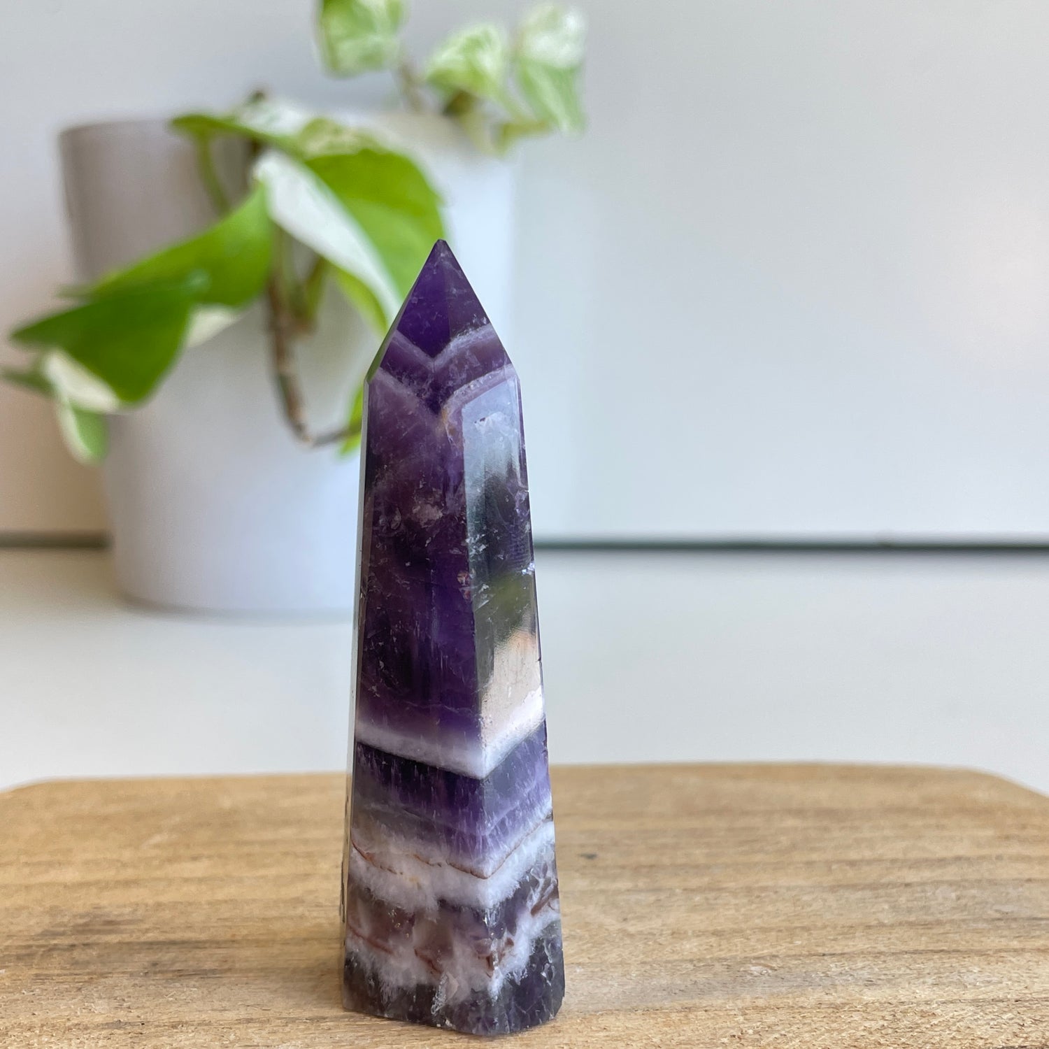 Chevron Amethyst Generator 6.8cm