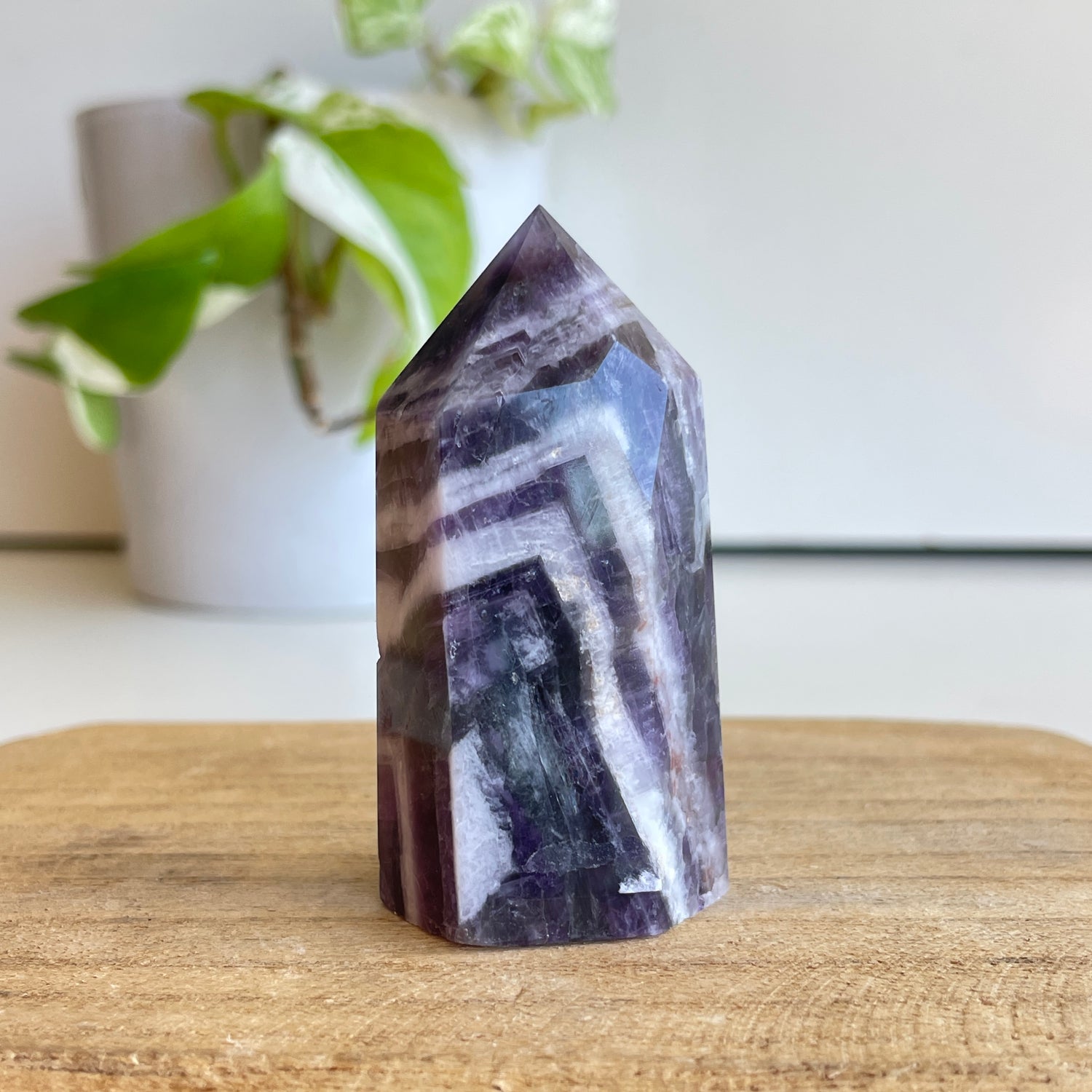 Chevron Amethyst Generator 6.3cm