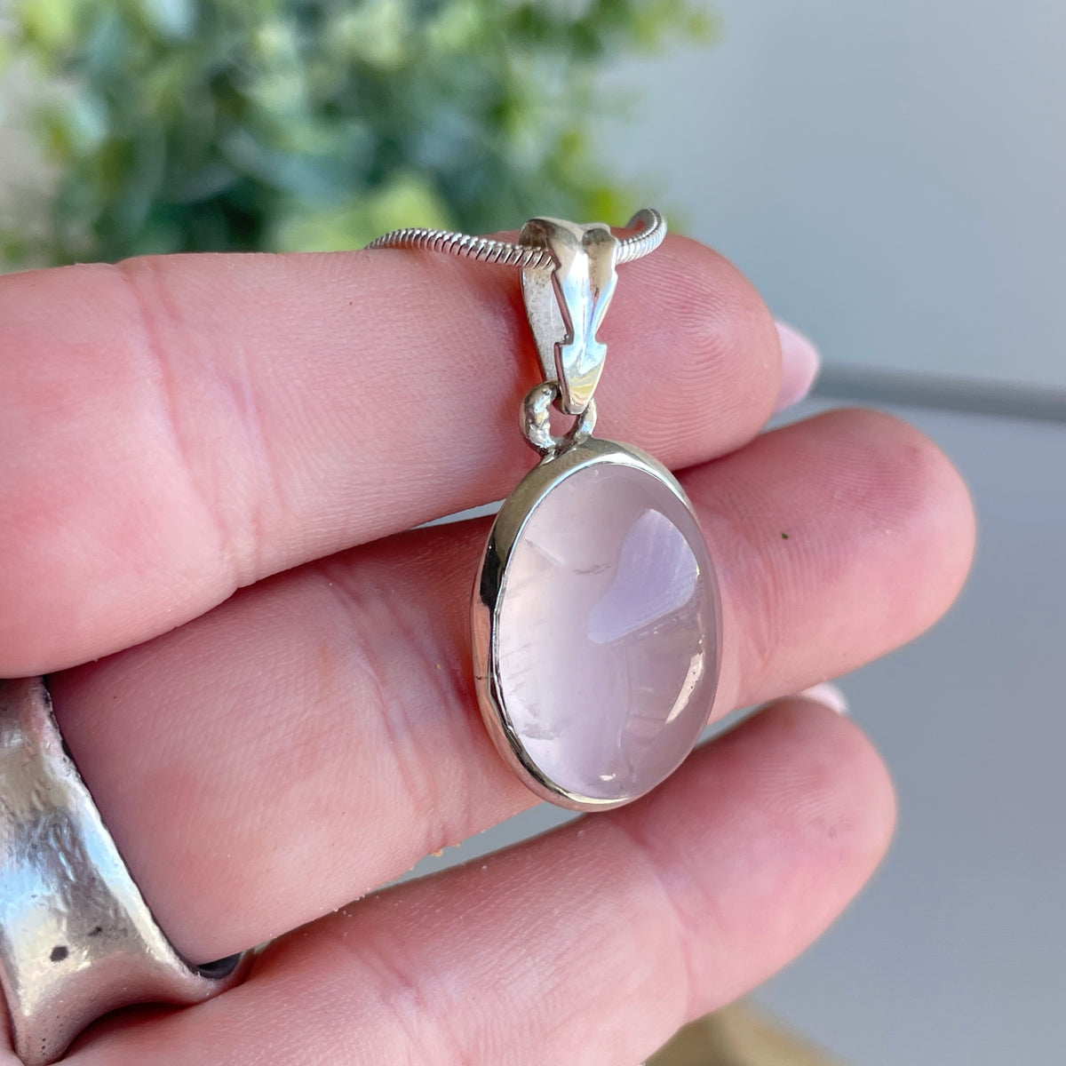 Rose Quartz Oval Pendant